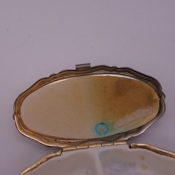 Vintage Metal Made in Japan Pill Box with Ceramic Top featuring Flower Design - Picture 14 of 14